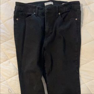 Black skinny jeans